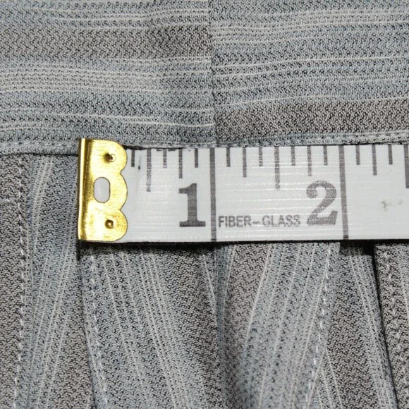 Italo Ferretti NWT Chino / Bermuda Shorts Size L in Blue & Gray Cotton & Linen